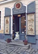 Hohojiju Café & Bar "Blue Prison" / Yatsushiro