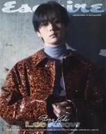 Esquire Korea 2025年8月号(表紙：Lee Know/ヒョウ柄の上着)